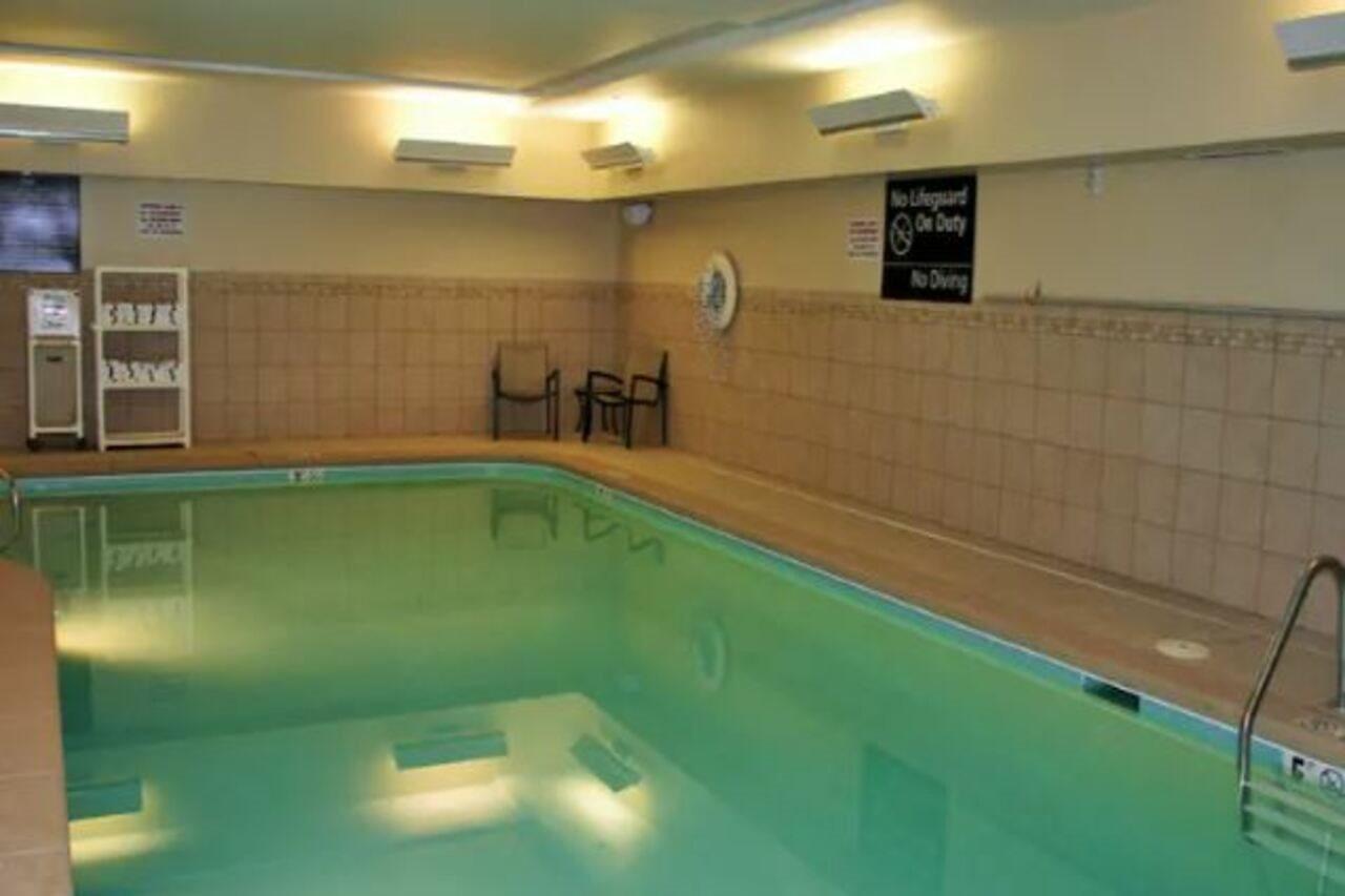 Hampton Inn & Suites Cincinnati / Uptown - University Area Extérieur photo
